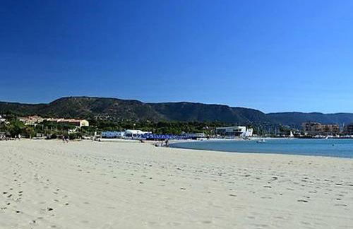 Maison mitoyenne avec climatisation et parking à Bormes-les-Mimosas - FR-1-251-877 - Foto 14