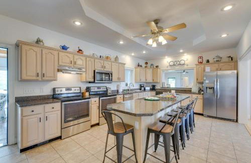 Secluded Family Getaway Near Stowe Deck and Hot Tub - Foto 7