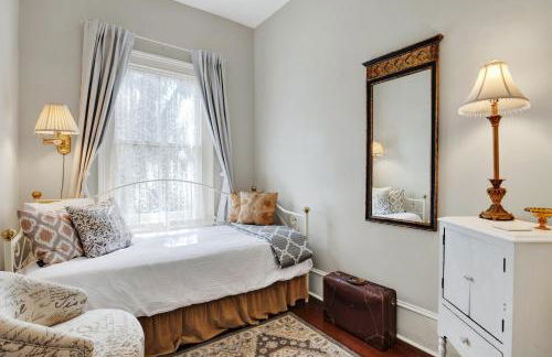 The Parsonage at Forsyth - Foto 27