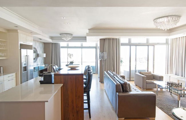 The Residences At Crystal Towers - Foto 12