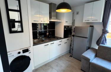 Petit cocon à deux pas d aix - Foto 4