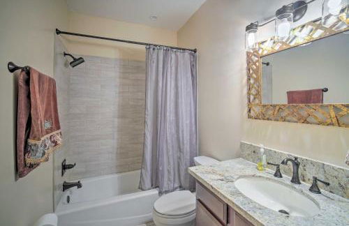 Lake Arrowhead Getaway with Decks and Game Room! - Foto 24