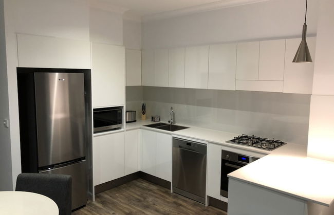 Nouveau on Young - Photo 9