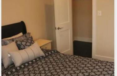 Entire 3 bedroom Private Luxury Condo - Photo 12