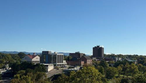 Full Furnished Downtown Maryville Condo - Photo 2