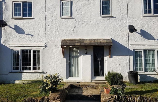 Davy Cottage in the Countryside With Horse Riding - Photo 1