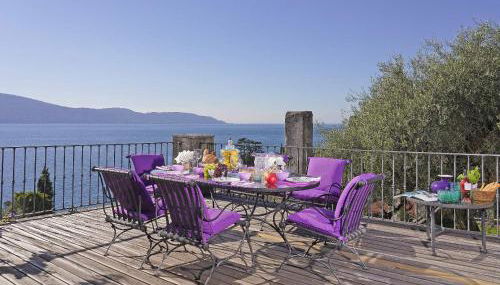 Villa Rachele: stunning luxury villa in centre Gargnano with private pool and breathtaking views - Foto 4