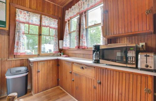 Les Cheneazu Island Hideaway 5 with Community Perks! - Foto 10