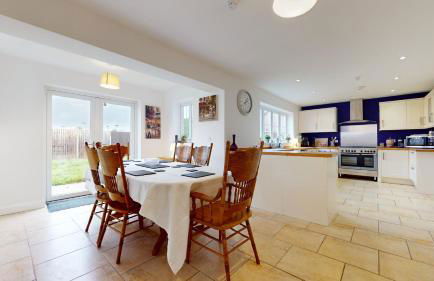 5bed House, 8 Double beds Perfect for large groups - Foto 36