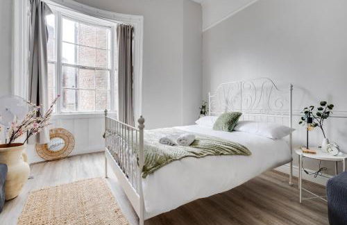 Central L1 Stay, Close to all Attractions, Parking Nearby - Foto 1