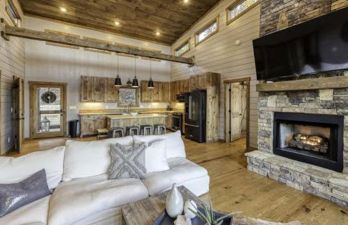 Modern Rustic Cabin with Sprawling Views and Hot Tub - Foto 13