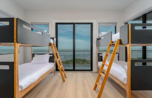 Waterfront Home with Pool Spacious Bay , Sleeps 16 - Foto 52