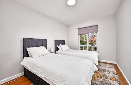 Exclusive Offers l Last-Minute Stay l Sleeps Up to 6 l Conveniently located near town Centre l restaurants l and local attractions l It offers easy access to the stunning Causeway Coast l Coleraine Hideout l WeStayBelfast - Foto 21