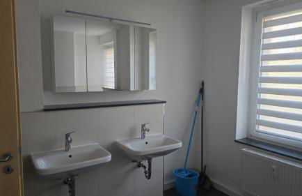 Schöne Vollausgestattete Monteurs- Gästewohnung nähe Raffinerie Leuna und Geiseltalsee für 6 Personen 0305 - Foto 5