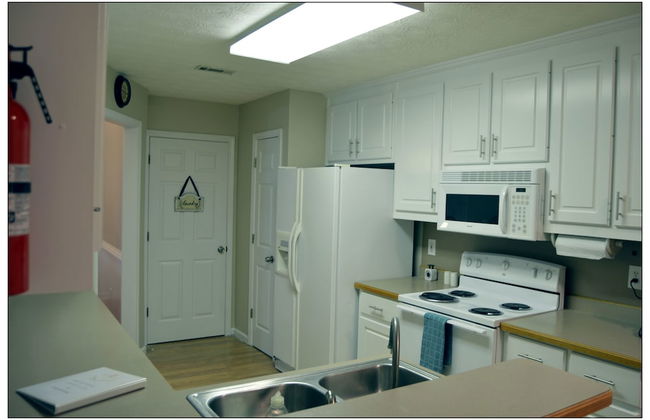 Opis Realty-Spacious Metro Atlanta Home - Foto 15