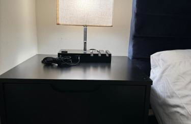 Poconos Chalet -Kayaks- HotTub-Karaoke-Lake - Foto 26