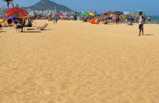 Maravilhosa Kitnet 10 min da praia - Foto 2