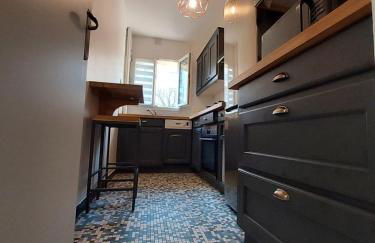 Bel appartement 2 pièces, sortie de métro ligne 8 - Foto 6