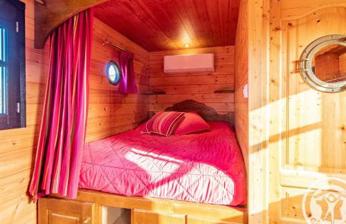 Roulotte climatisée avec piscine et jardin - FR-1-622-54 - Photo 13