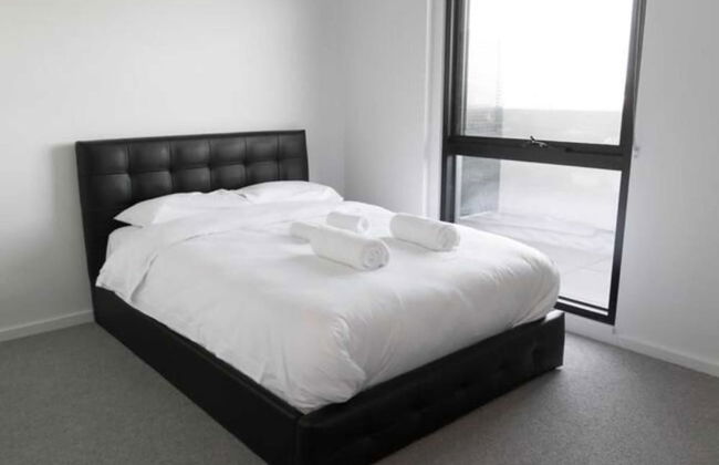 New Spacious 2 Bedroom With Gorgeous City Views - Foto 3