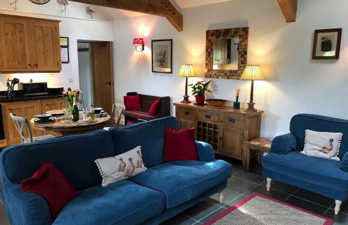 The Barn, Llanerch Y Felin - Photo 4