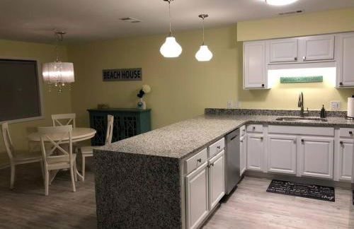 Newly Renovated Modern & Spacious Oceanview Condo - Foto 20