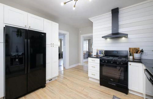 Walk to Highland Square, Sleeps 8 - Foto 24