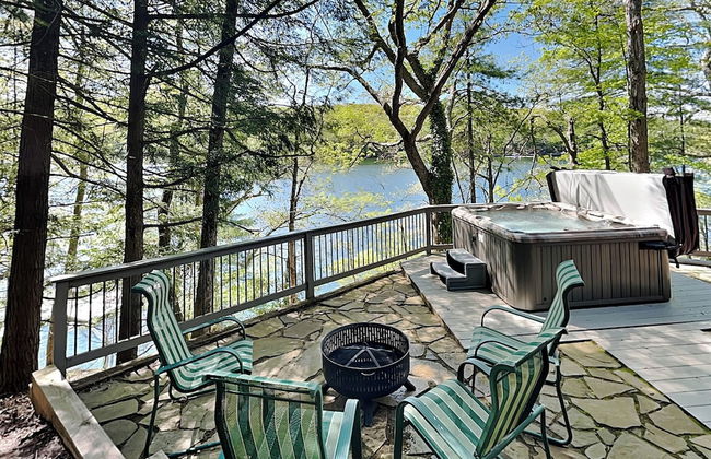 Lured by the Lake - Foto 4