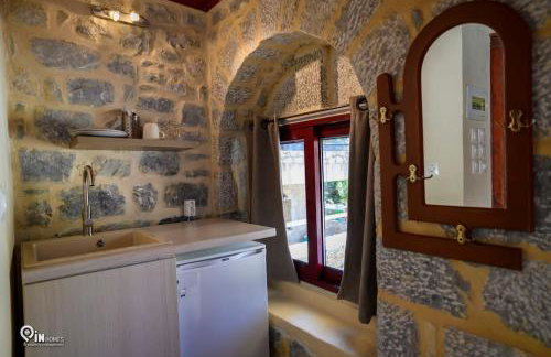 Panorama - Unique Beachfront Stone House in Alipa-Mani - Foto 6