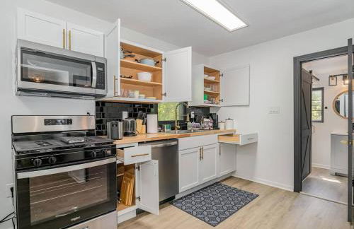 Black Cabin Getaway in Woods I Valpo - Foto 6