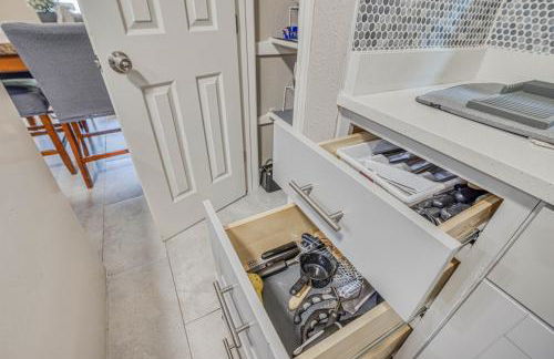 Close to All, Restful Duplex A in Downtown, UTEP, Hospitals - Foto 22