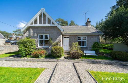 Station Cottage Dinnet Aboyne Aberdeenshire - Photo 3