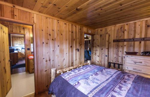 Scenic Cabin with Wildlife Views Near Madison River, Ennis, Montana - Foto 24