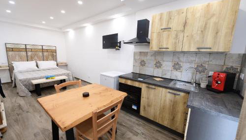 Ummi Taliari - Foto 3, stove, minibar