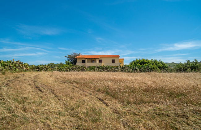 3 bedroom Apartment in Valledoria with garden - Photo 2