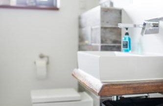 2 Bedroom Guest Apartment with Terrace - Foto 10