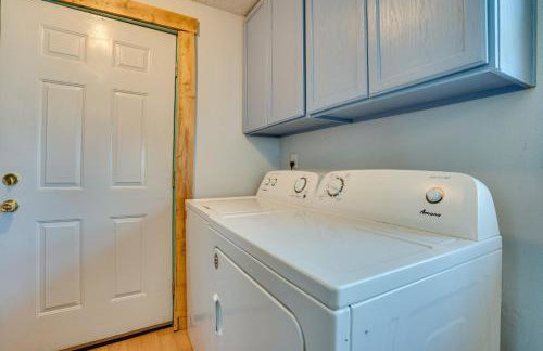 Secluded Washington Cabin Near Hikes and Lakes! - Foto 7