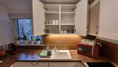 7-24 Self-Check-In - 120qm - 5 rooms - 2 bathrooms - kitchen - free parking - Yihapartment - Foto 4