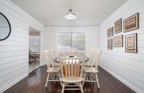 Colleens Corner Captivating 4bed 2.5 bath in Charming Neighborhood - Foto 19