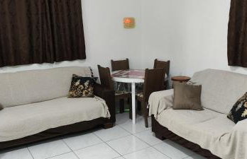 Casa térrea com piscina a 250 metros da praia - Foto 8