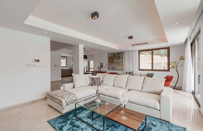 Aphrodite Hills Junior Elite Uj01 - Photo 10