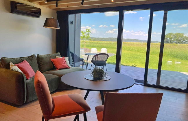 Amazing Lodge With Shared Pool - Photo 14