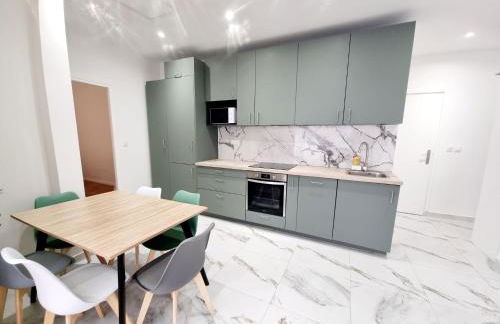 Spacious Family Apartment Near Sea - Nice - Foto 5