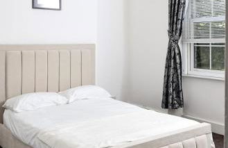 3-Bed Cottage Sleeps 8 Walk to Thames Garden - Foto 29