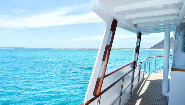 Ferry à ilha de Lobos + Snorkel saindo de Corralejo - Foto 5
