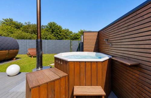 JUNIPRO Luxury Apartments - Photo 65