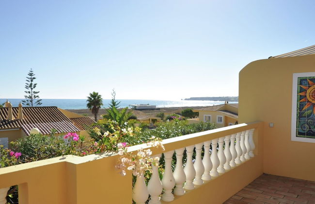 Semi-detached Villa With 1 Bedroom Located Near Meia Praia Beach - Lagos - Foto 36