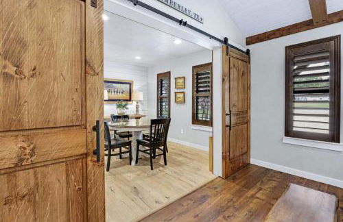 Luxurious Rental with Private Yard and BBQ in Wimberley, Texas - Foto 25