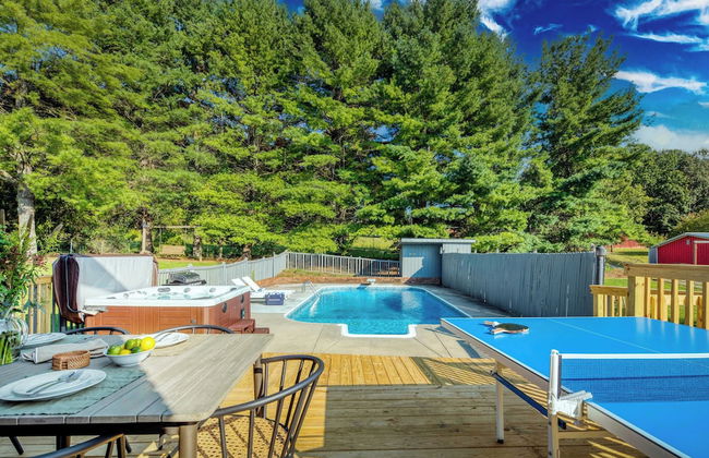 Ridge Valley by Avantstay Upscale Asheville Escape w/ Pool - Foto 31