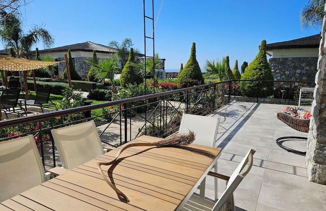 Serene Three-bedroom Retreat in Unforgettable Setting - Foto 14